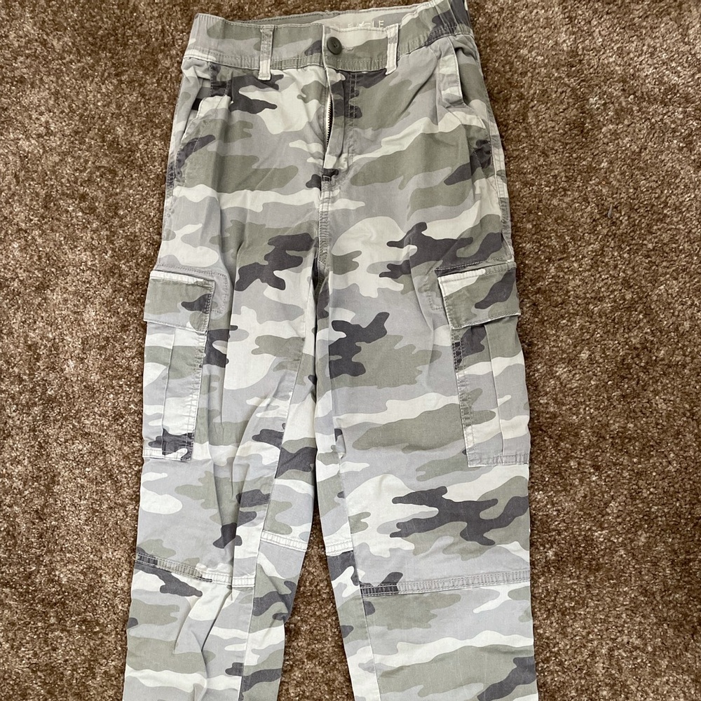 American Eagle Camo Pants